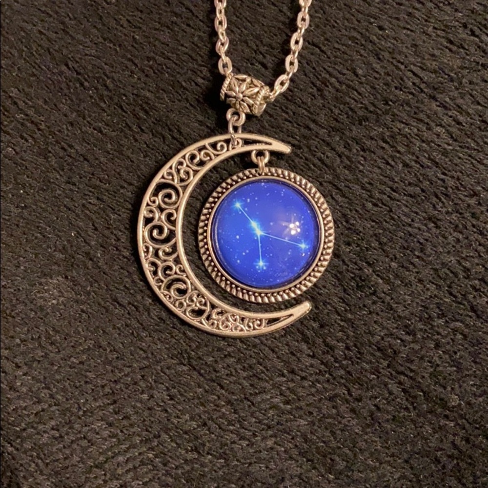 NEW Astrology necklace (cancer)